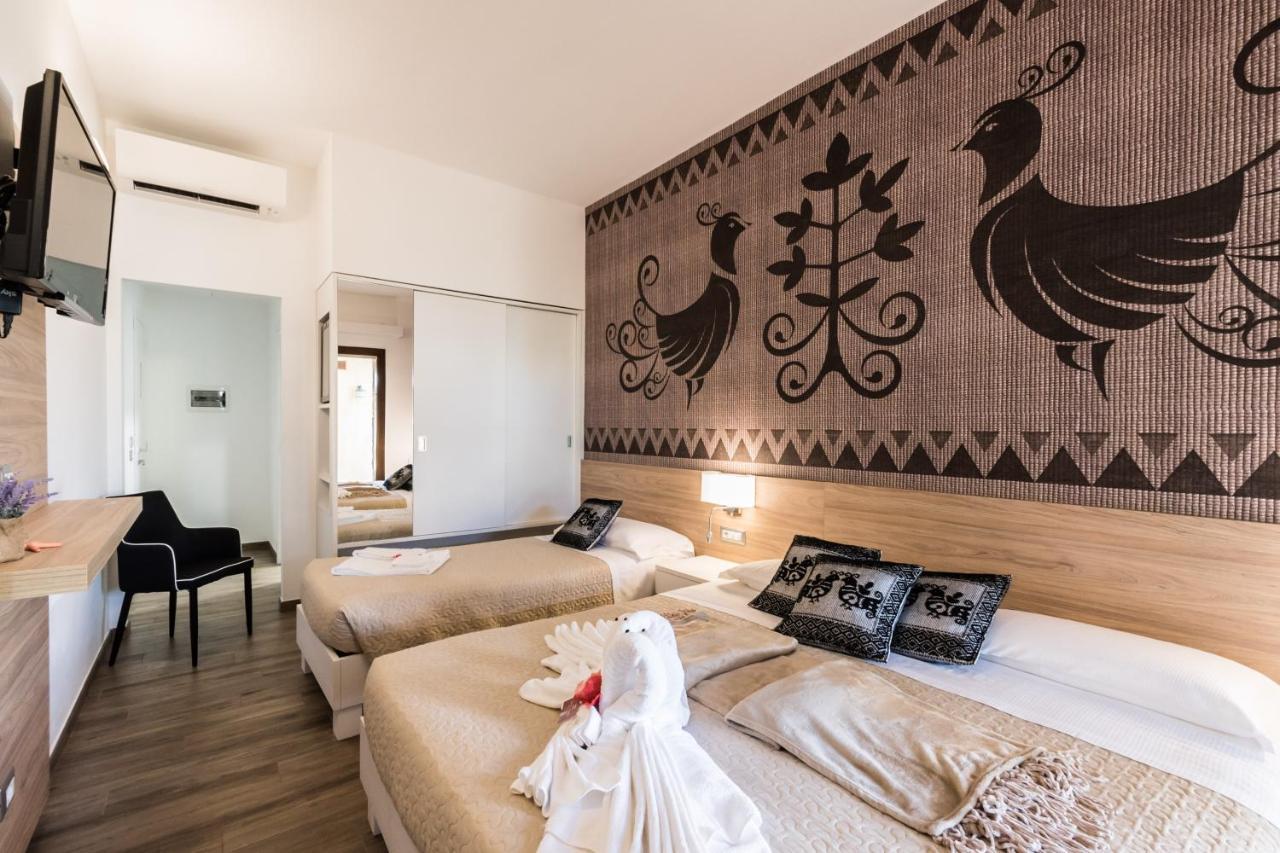Hotel Relais Del Borgo- Domo Loiri Porto San Paolo Exterior foto